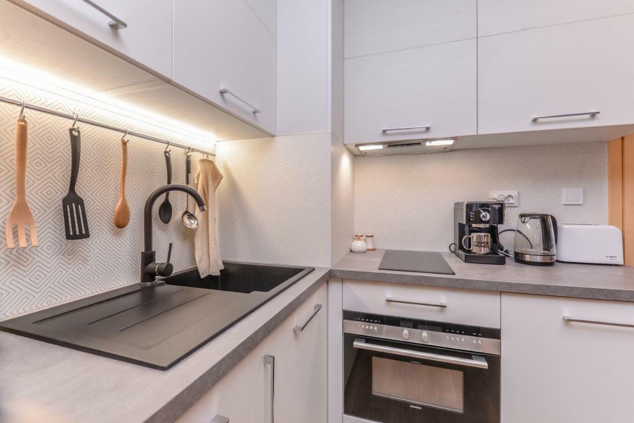The Spot - Fully Equipped, Central, Modern Studio By Flat Mаnager Sofia Exterior foto